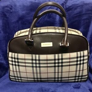 ✨Vintage Burberry Doctor’s Bag✨